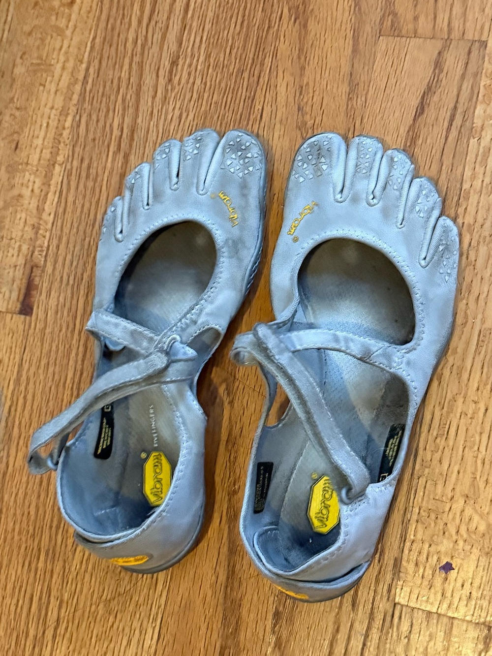 Vibram FiveFingers Mary Jane Slip-On Shoes in Light Gray